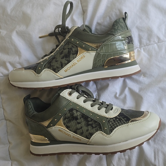 Michael Kors Green and White Sneakers Women's 8 1/2. - Picture 5 of 5